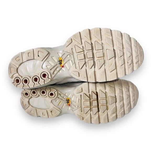 Nike Air Max Plus Phantom Silver 'Pebbles' AR0970-001 Women's 9.5 - Picture 8 of 11